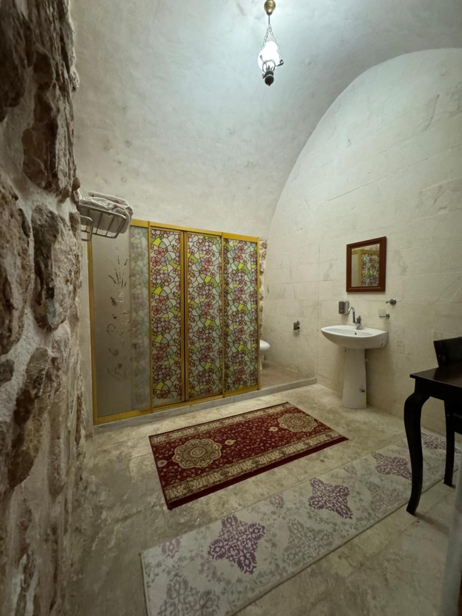 Maristan Tarihi Konak Mardin Exterior foto